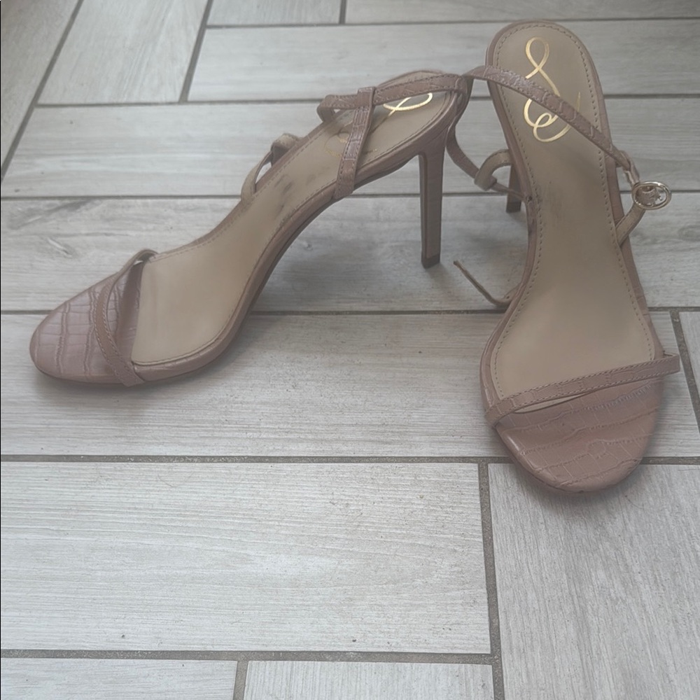 Size 8.5 Sam Edelman heels